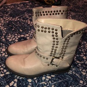 Charlotte Rousse Boots!